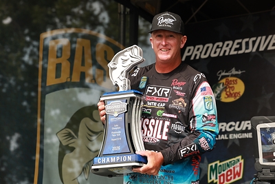 Fishing history delivers Schmitt’s third Bassmaster Elite title at Lake Champlain