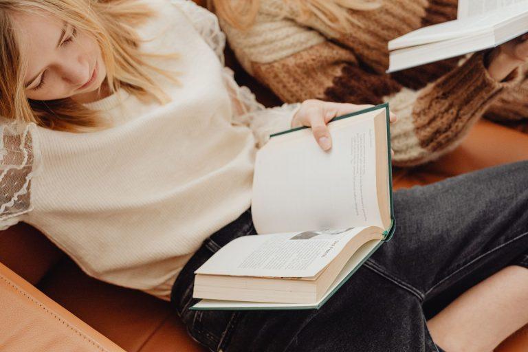 The Bilingual Book Club Quietly Building a Sense of Home