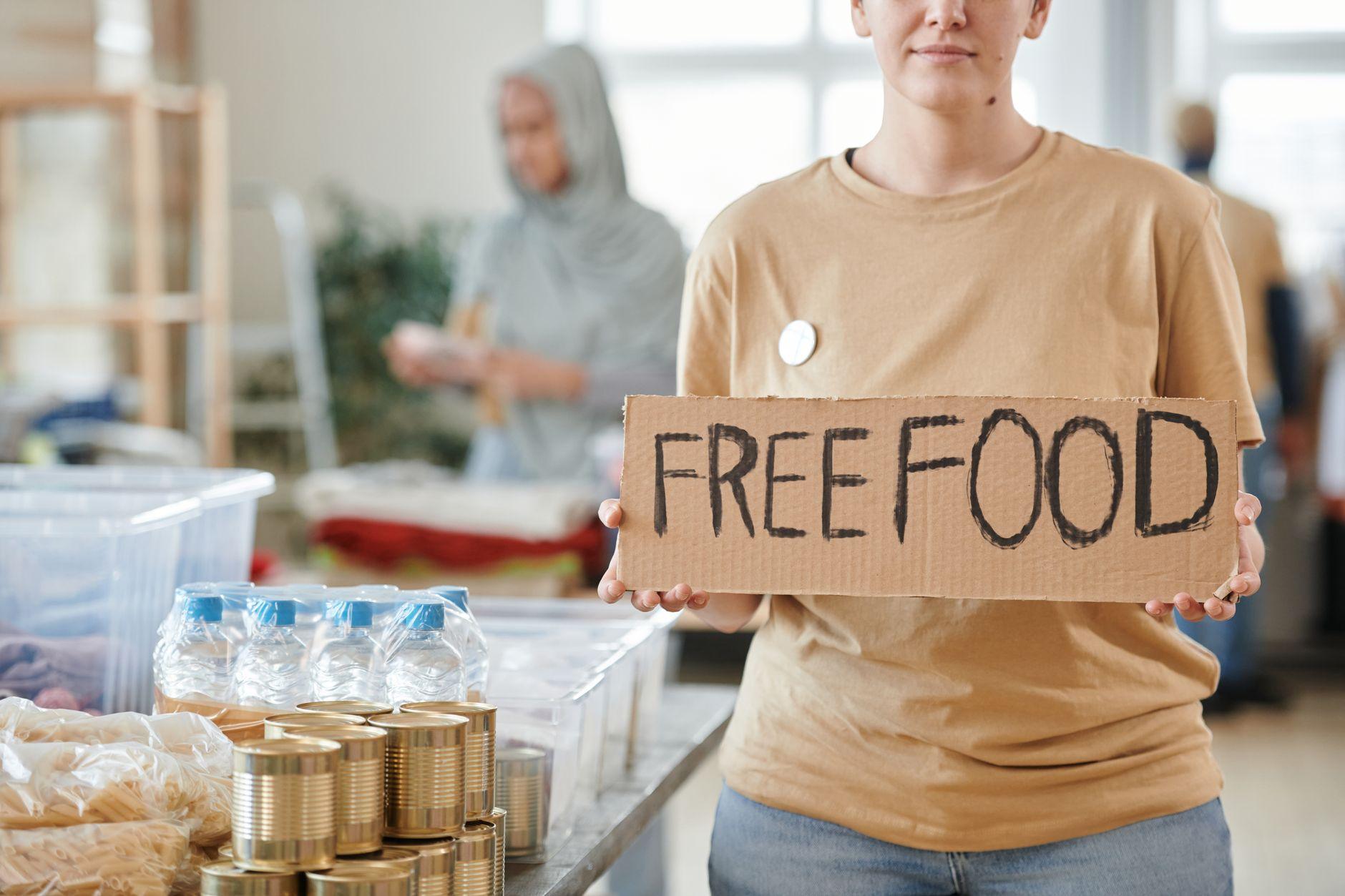 The Quiet Way Volunteering Gives Back to You, Too