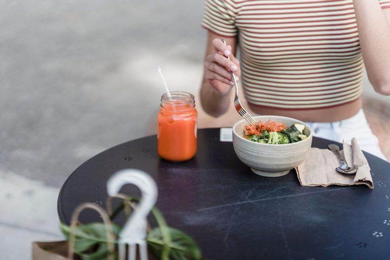 Eating Well Without Dieting: The Quiet Habits That Last