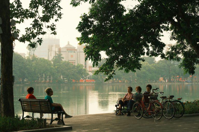 Feeling Lonely as an Adult? The Quiet Fixes That Actually Help