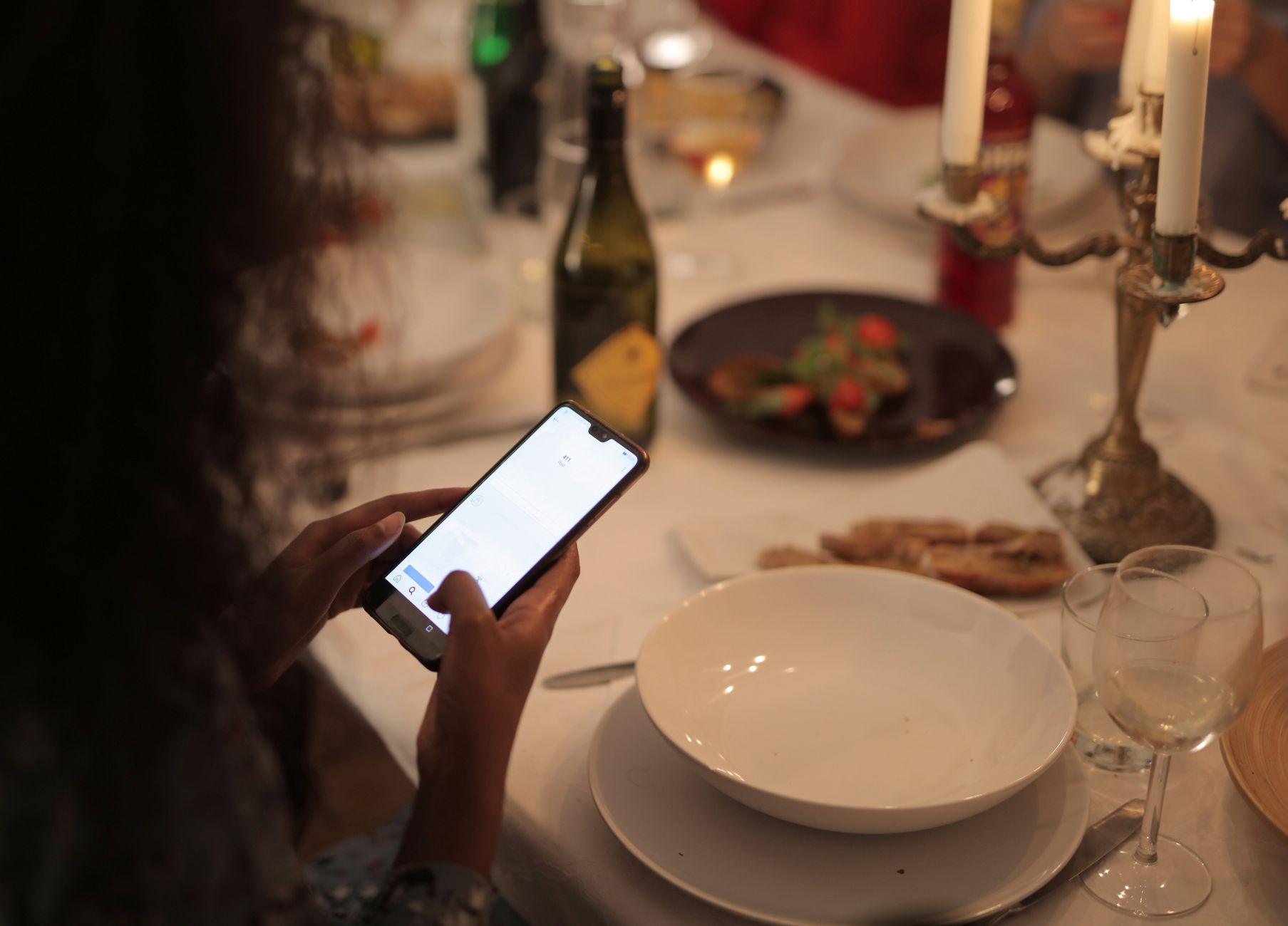 The Grayscale Trick and Other Gentle Ways to Shrink Screen Time